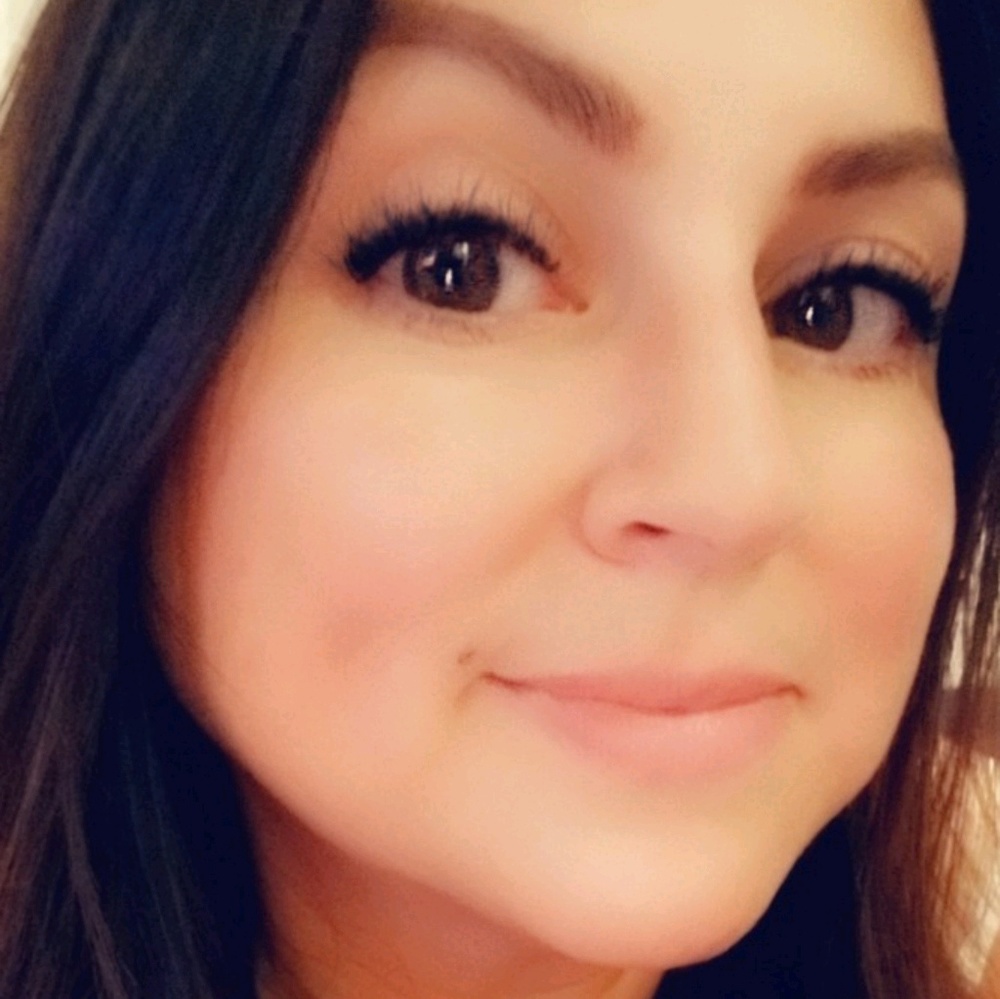 Meet your Posher, Gina